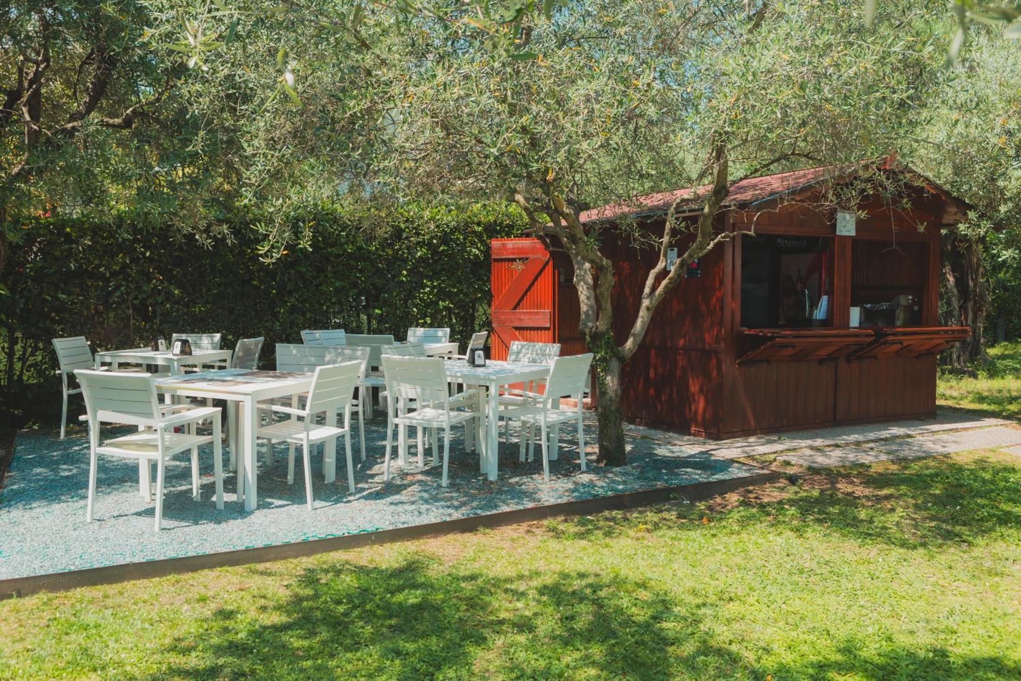 Ahg Riva Del Sole Hotel - Adults Only Moniga del Garda Exterior foto
